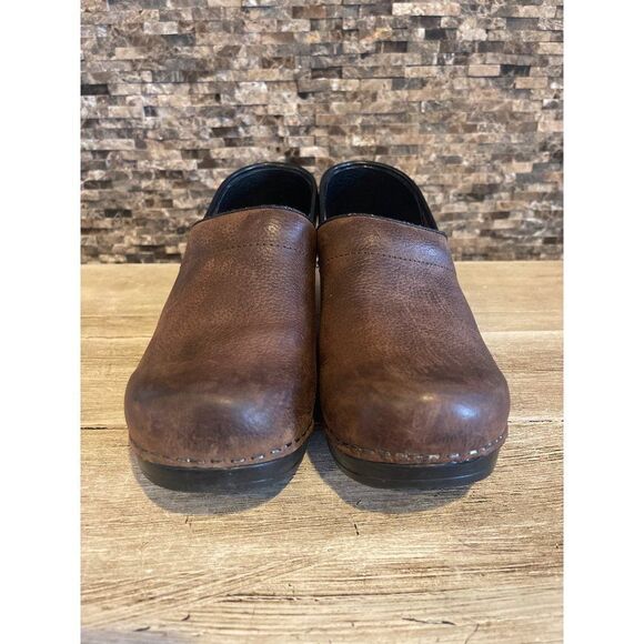 Sanita Women's Professional Oil Closed Leather Clog Antique Brown Size 38 - Picture 3 of 9